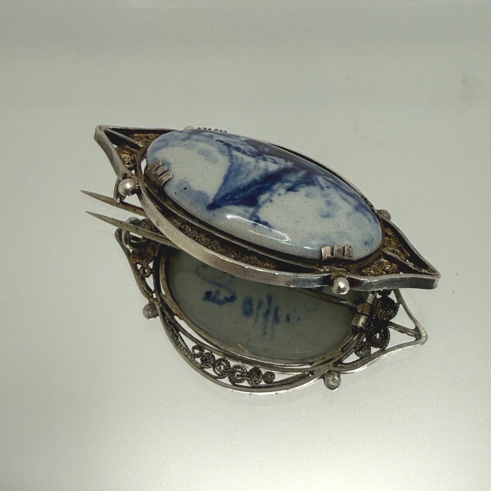 Antique Delft Porcelain Brooch Windmill Filigree Silver Pin Pre-1920 - Picture 7 of 8
